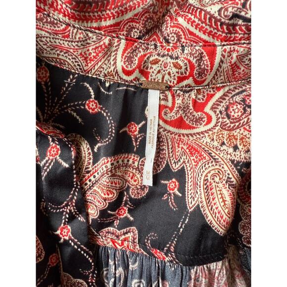 Free People Field Of Butterflies Tunic Top Women Medium Red Black Paisley V Neck - Picture 5 of 13